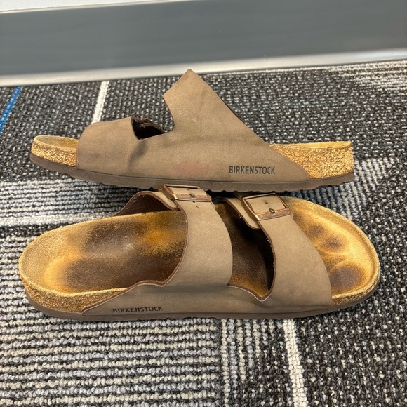 Birkenstock Mens Arizona Tan/Brown Leather Slides EUR 44 US 11 - Picture 8 of 13